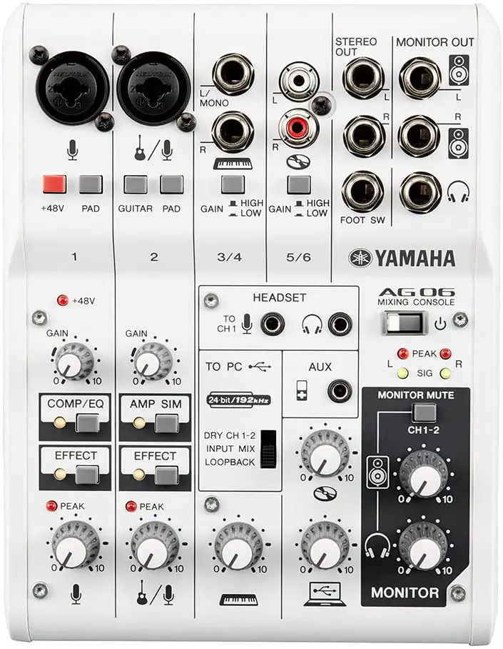 Yamaha AG 06 portable mixer