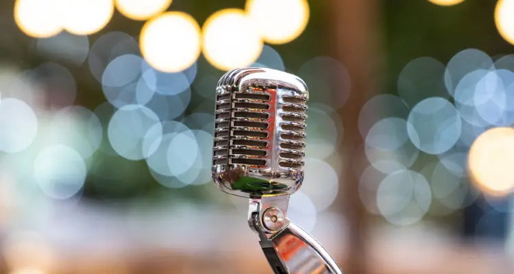 Use a Vintage Mic