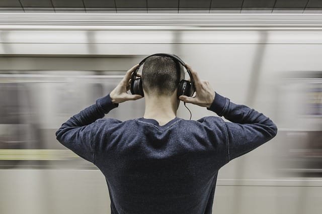 headphone privacy